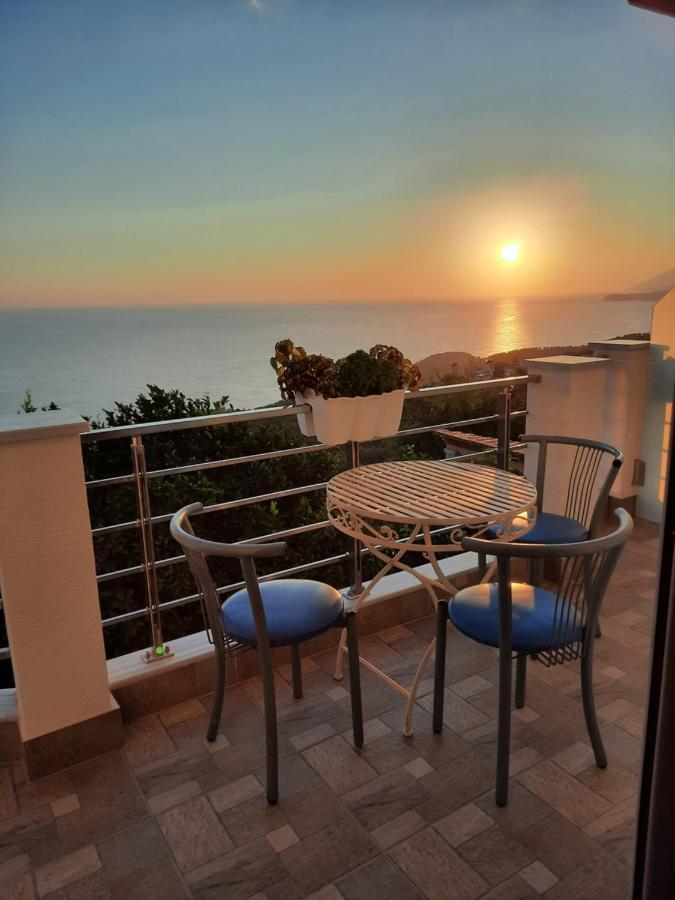 Lukovë Eduard Lagji Apartament חדר תמונה