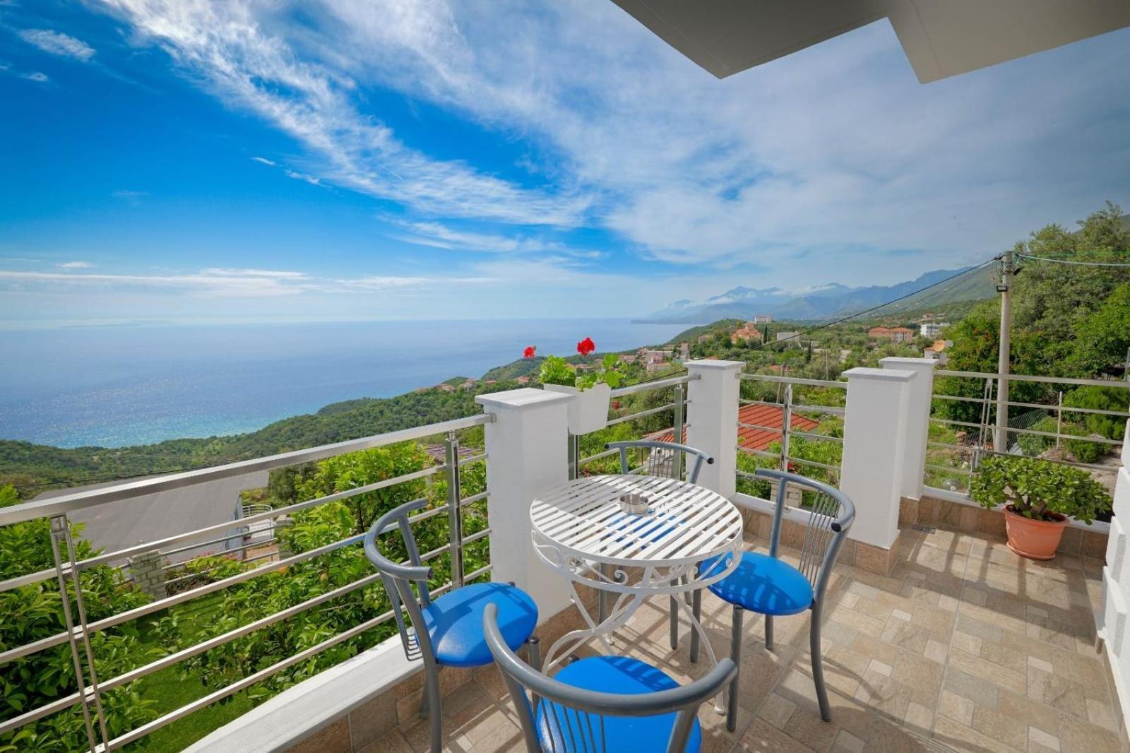 Lukovë Eduard Lagji Apartament מראה חיצוני תמונה