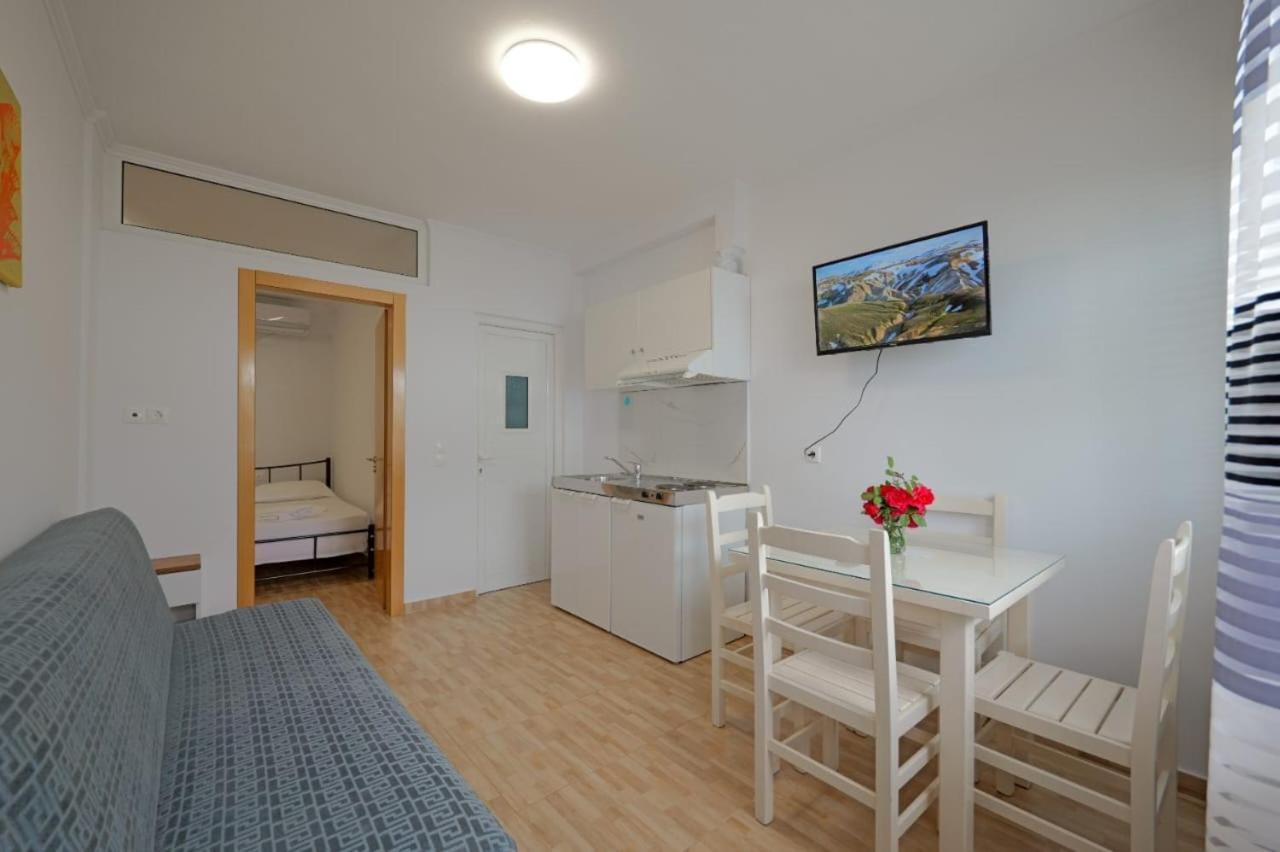 Lukovë Eduard Lagji Apartament מראה חיצוני תמונה