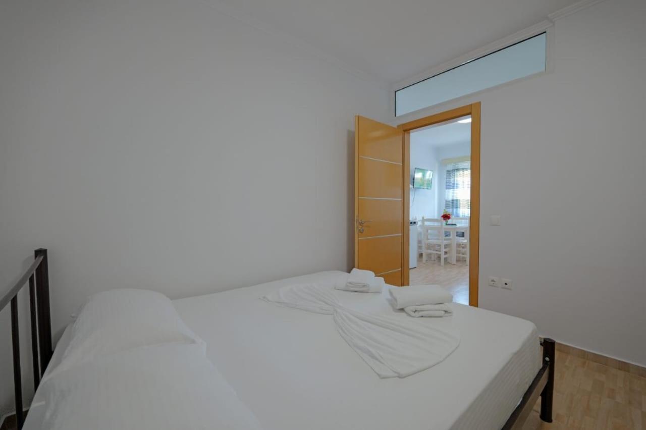 Lukovë Eduard Lagji Apartament חדר תמונה