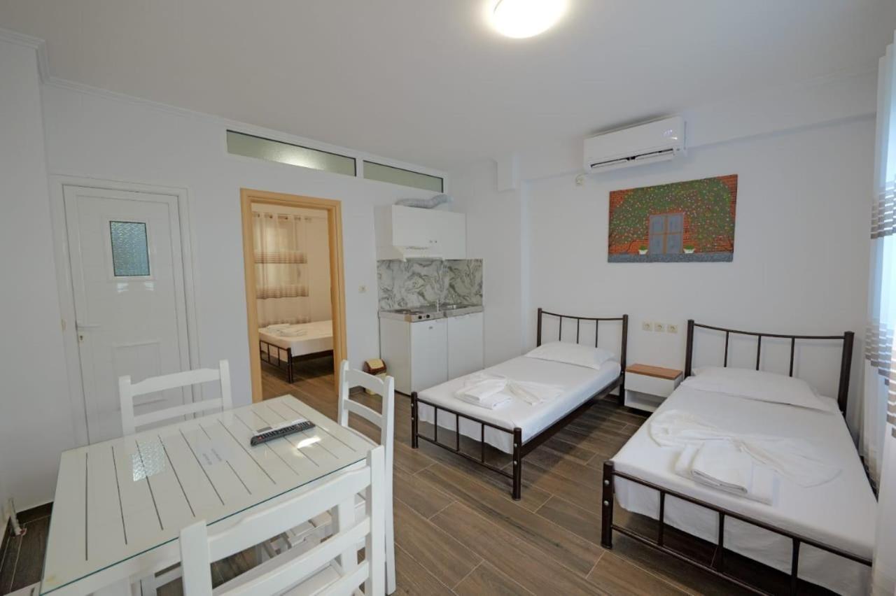 Lukovë Eduard Lagji Apartament חדר תמונה