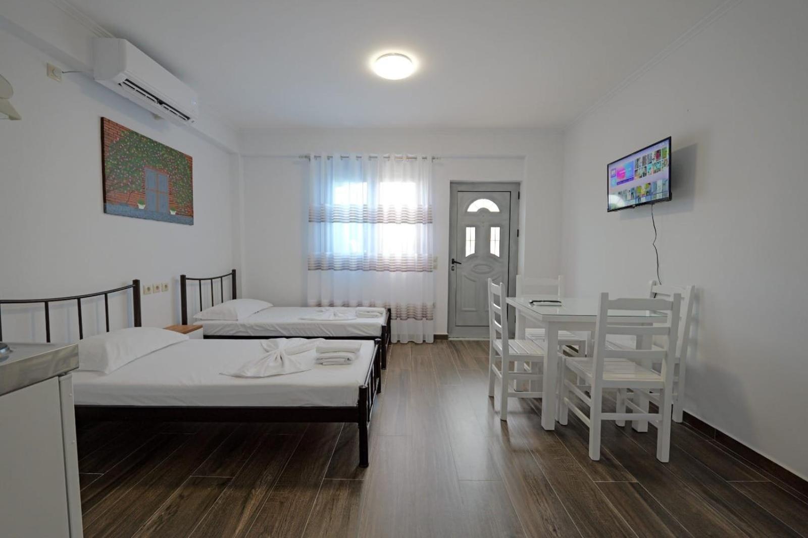 Lukovë Eduard Lagji Apartament חדר תמונה