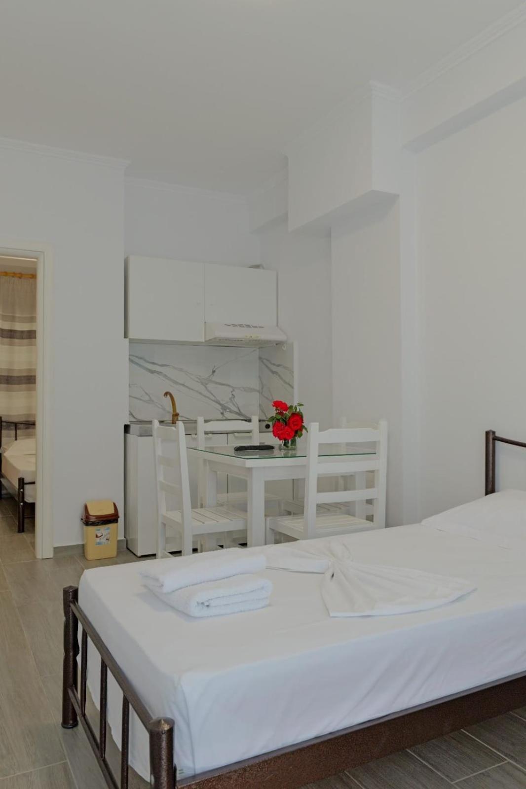 Lukovë Eduard Lagji Apartament חדר תמונה