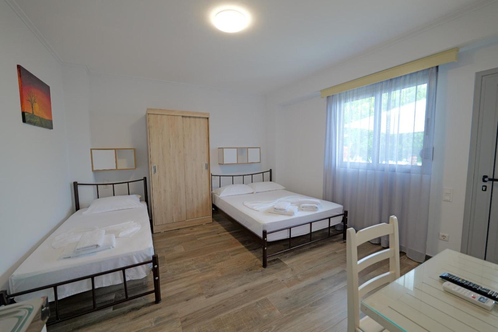 Lukovë Eduard Lagji Apartament חדר תמונה