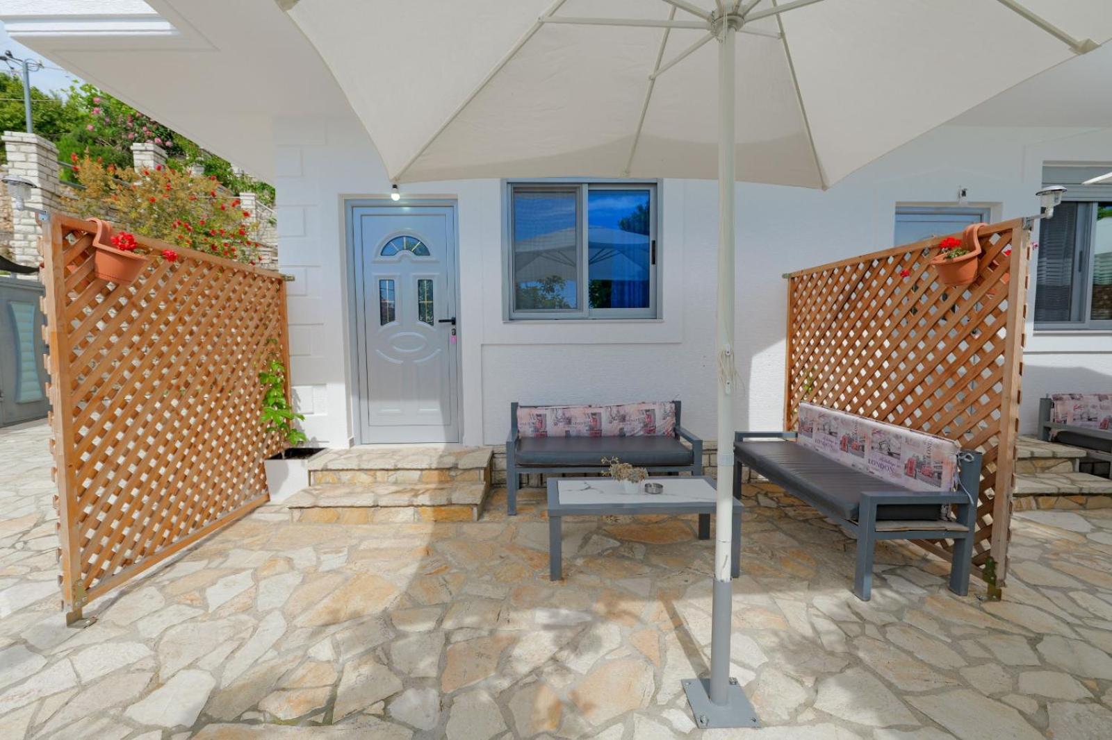Lukovë Eduard Lagji Apartament חדר תמונה