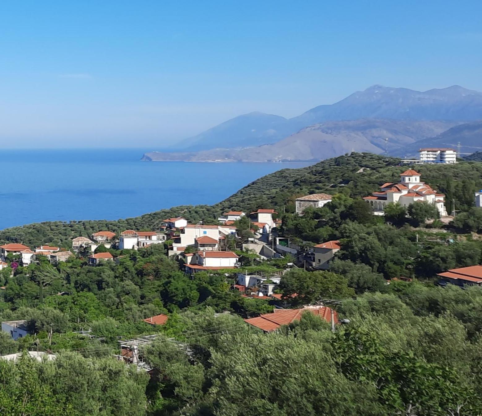 Lukovë Eduard Lagji Apartament חדר תמונה