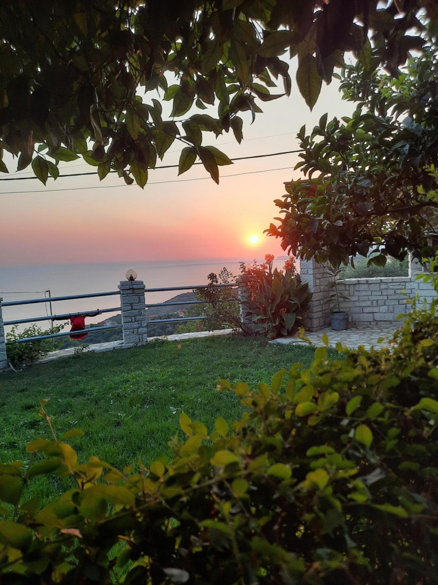 Lukovë Eduard Lagji Apartament חדר תמונה